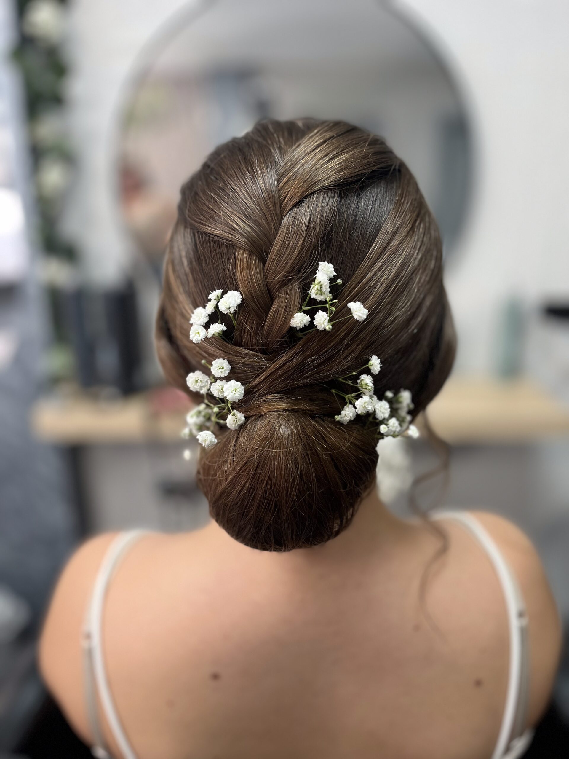 Recogido moderno con trenza